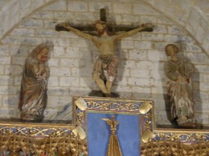 145. Villalcázar de Sirga. Santa María la Blanca.Retablo del Altar Mayor. Calvario