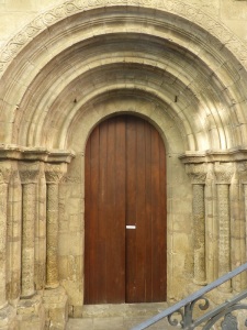329. Coimbra. Iglesia de Santiago. Portada sur