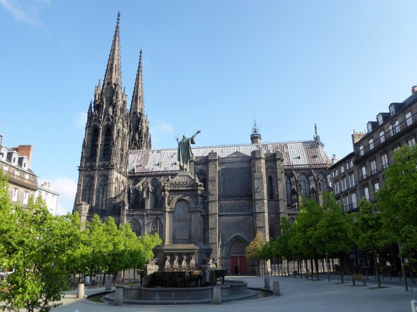 014. Clermont-Ferrand. Catedral