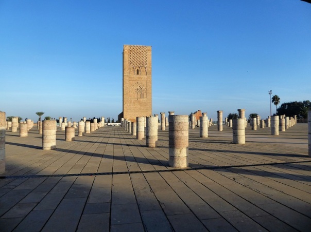 83. Rabat. Torre Hasan y mezquita inacabada