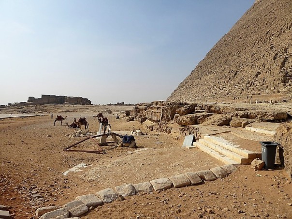 856. Pirámide de Kefrén